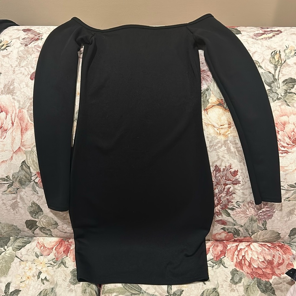 Pretty Little Thing Black Polyester Dress.